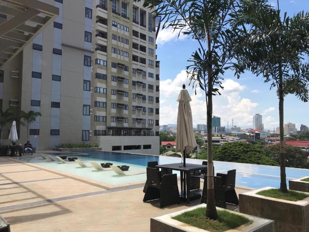 The Persimmon Studios Cebu Exterior foto